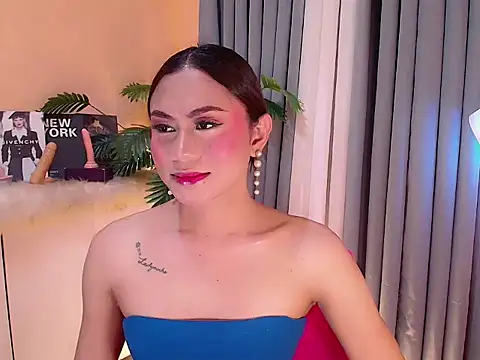 Snapshot of HOTkendraCumXxx chatting on 02/17/26, 08:44 HOTkendraCumXxx online show from 02/17/26, 08:44