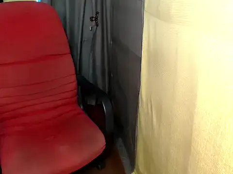 lovelyallena07 online show from 07/03/26, 04:08