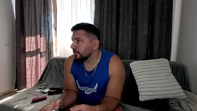 Gold Alpha Boy online show from 10/17/25, 10:40