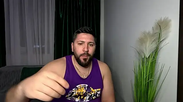 Gold Alpha Boy online show from 04/16/26, 07:03