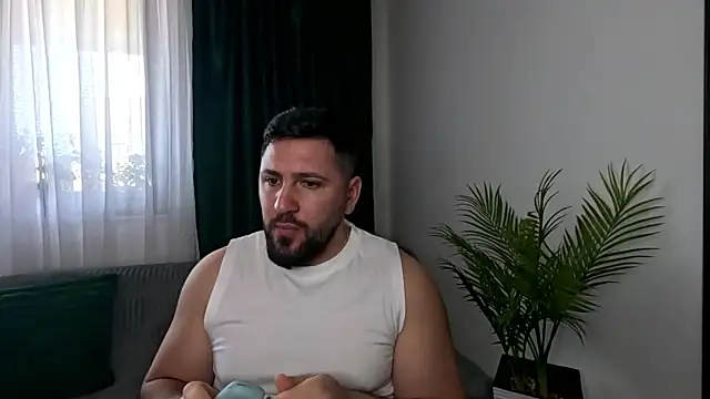 Gold Alpha Boy online show from 05/06/26, 12:54