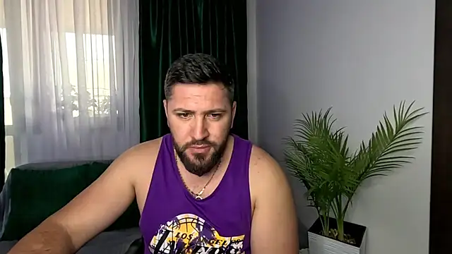 Gold Alpha Boy online show from 05/08/26, 02:44