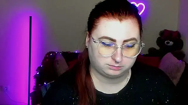 Alicia love00 online show from 04/13/26, 11:27