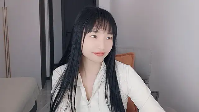 Snapshot of Lisa-3333 chatting on 03/16/26, 05:44 Lisa-3333 online show from 03/16/26, 05:44