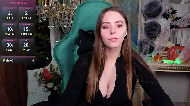 IvoryWood  online show from 11/09/25, 04:38