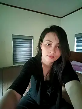 Snapshot of Jun-Mzzz chatting on 09/25/25, 05:44 Jun-Mzzz online show from 09/25/25, 05:44