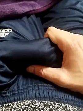 idhem   31 online show from 03/13/26, 12:23