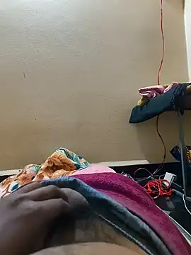 Snapshot of coocon2020 chatting on 11/07/25, 04:18 coocon2020 online show from 11/07/25, 04:18