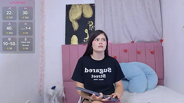 sukilove18 online show from 02/25/26, 11:36