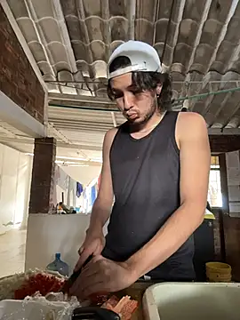 Luxx 14 online show from 02/21/26, 05:25