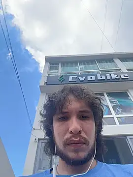 Luxx 14 online show from 03/19/26, 04:55