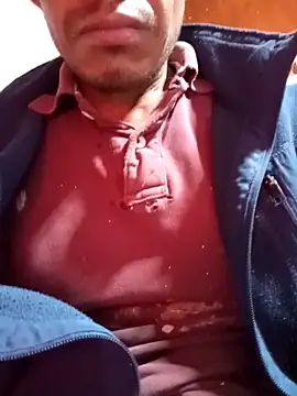 Snapshot of Oaxhot chatting on 10/16/25, 08:37 Oaxhot online show from 10/16/25, 08:37