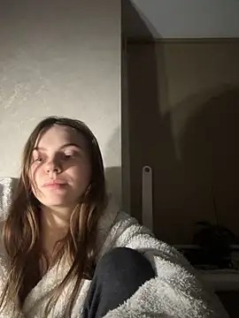 Snapshot of Delilah_Leila chatting on 11/20/25, 09:47 Delilah Leila online show from 11/20/25, 09:47