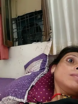 Snapshot of ISHANI-SINGH chatting on 09/09/25, 01:43 ISHANI-SINGH online show from 09/09/25, 01:43