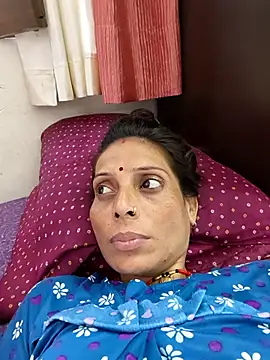 Snapshot of ISHANI-SINGH chatting on 09/13/25, 12:38 ISHANI-SINGH online show from 09/13/25, 12:38