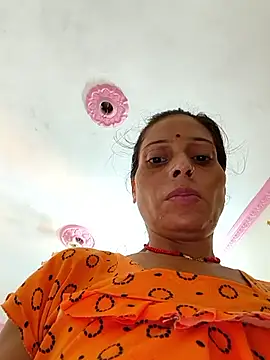 Snapshot of ISHANI-SINGH chatting on 09/23/25, 03:20 ISHANI-SINGH online show from 09/23/25, 03:20