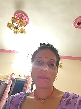 Snapshot of ISHANI-SINGH chatting on 09/30/25, 02:22 ISHANI-SINGH online show from 09/30/25, 02:22