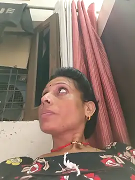 Snapshot of ISHANI-SINGH chatting on 10/03/25, 02:03 ISHANI-SINGH online show from 10/03/25, 02:03