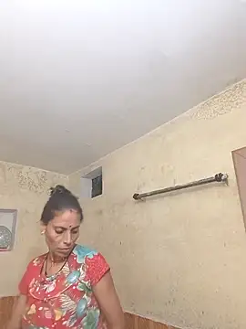 Snapshot of ISHANI-SINGH chatting on 10/17/25, 05:26 ISHANI-SINGH online show from 10/17/25, 05:26