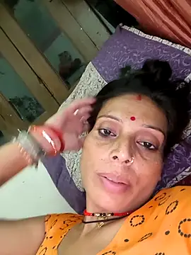 Snapshot of ISHANI-SINGH chatting on 10/30/25, 02:40 ISHANI-SINGH online show from 10/30/25, 02:40