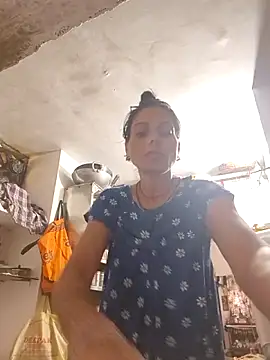 Snapshot of ISHANI-SINGH chatting on 11/03/25, 02:13 ISHANI-SINGH online show from 11/03/25, 02:13