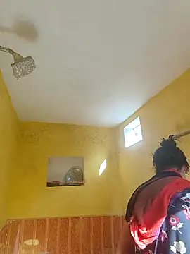 Snapshot of ISHANI-SINGH chatting on 11/07/25, 03:39 ISHANI-SINGH online show from 11/07/25, 03:39