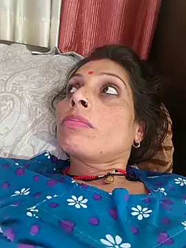 Snapshot of ISHANI-SINGH chatting on 12/01/25, 03:28 ISHANI-SINGH online show from 12/01/25, 03:28