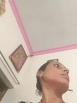 Snapshot of ISHANI-SINGH chatting on 12/03/25, 05:00 ISHANI-SINGH online show from 12/03/25, 05:00