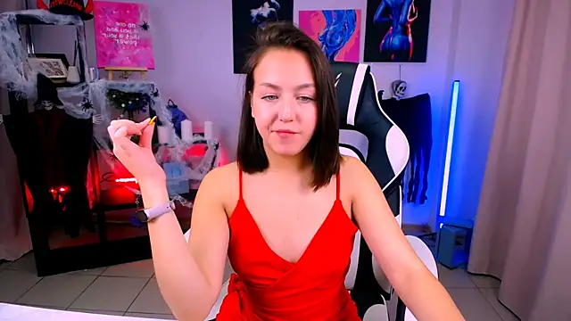 Snapshot of CindySparkl chatting on 10/28/25, 03:21 CindySparkl online show from 10/28/25, 03:21