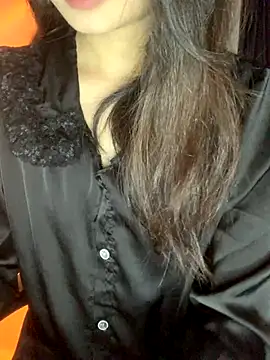 Snapshot of Tinasx56 chatting on 10/09/25, 03:32 Tinasx56 online show from 10/09/25, 03:32