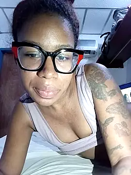 LilithCuban online show from 04/19/26, 08:55