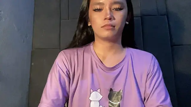 Snapshot of Claudia_Johnson chatting on 10/13/25, 05:35 Claudia Johnson online show from 10/13/25, 05:35