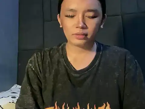 Snapshot of Claudia_Johnson chatting on 11/14/25, 02:21 Claudia Johnson online show from 11/14/25, 02:21