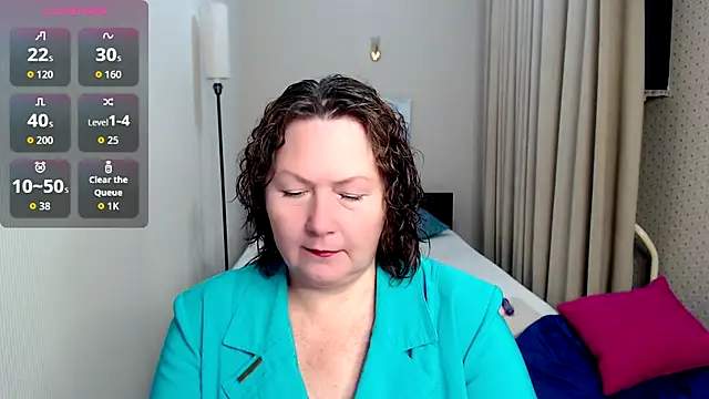 Snapshot of milf_hornys chatting on 10/05/25, 04:38 milf hornys online show from 10/05/25, 04:38