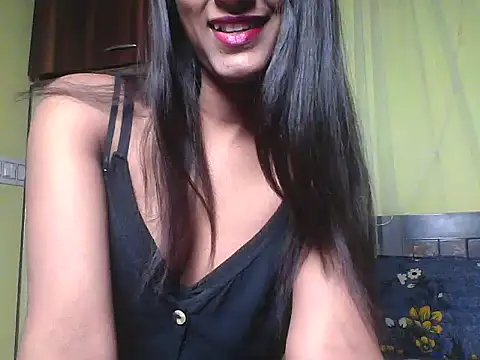 mickle james online show from 11/18/25, 08:41