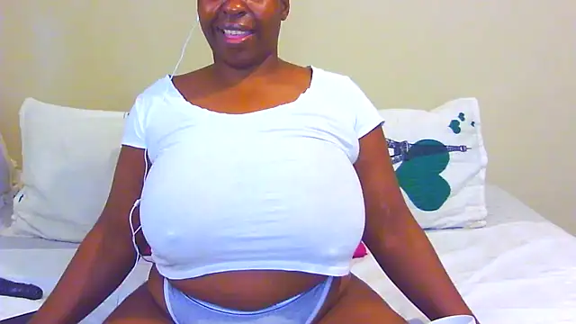 Black-Barbiexxc online show from 04/05/26, 06:32