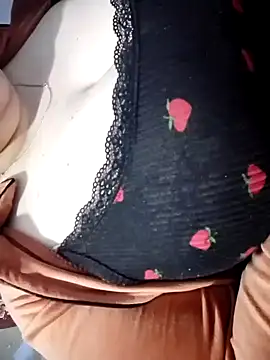 Snapshot of Hnonasix89 chatting on 03/13/26, 08:26 Hnonasix89 online show from 03/13/26, 08:26