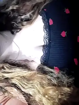 Snapshot of Hnonasix89 chatting on 03/15/26, 08:42 Hnonasix89 online show from 03/15/26, 08:42