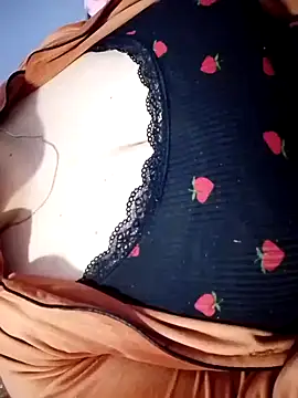 Snapshot of Hnonasix89 chatting on 03/17/26, 05:55 Hnonasix89 online show from 03/17/26, 05:55