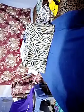 Snapshot of Hnonasix89 chatting on 04/08/26, 09:48 Hnonasix89 online show from 04/08/26, 09:48