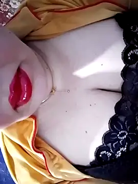 Snapshot of Hnonasix89 chatting on 04/14/26, 08:59 Hnonasix89 online show from 04/14/26, 08:59