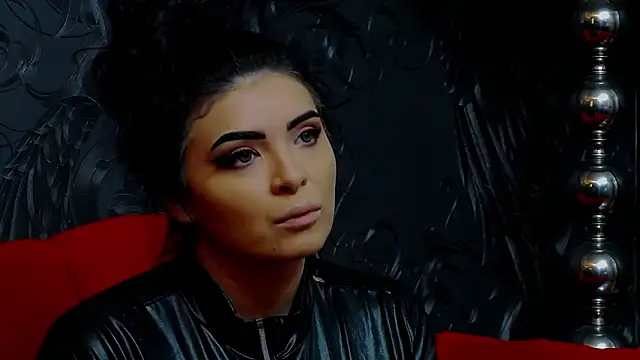 DevashaQueenX online show from 04/01/26, 06:58