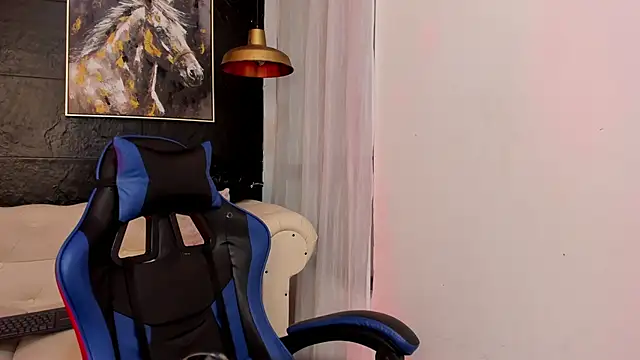 Snapshot of Mathewboy1 chatting on 09/12/25, 11:43 Mathewboy1 online show from 09/12/25, 11:43