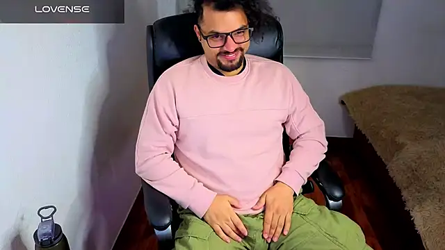 Ernesto-Rodriguez82 online show from 02/20/26, 06:48