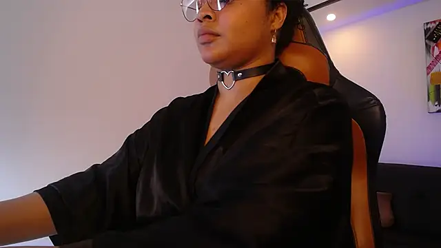 Dakota Mars online show from 03/19/26, 08:24