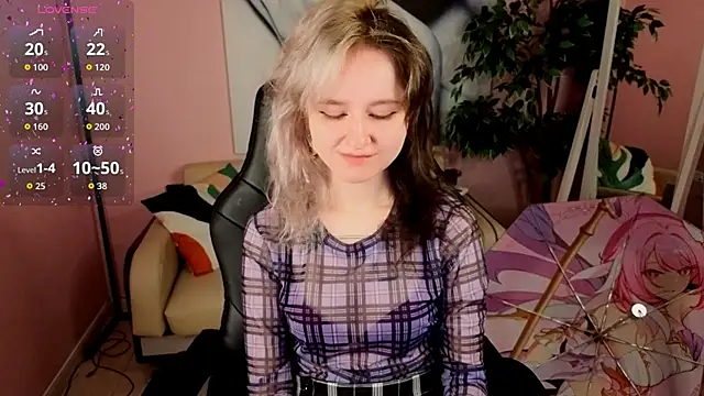 girl next doorr online show from 06/13/26, 12:25