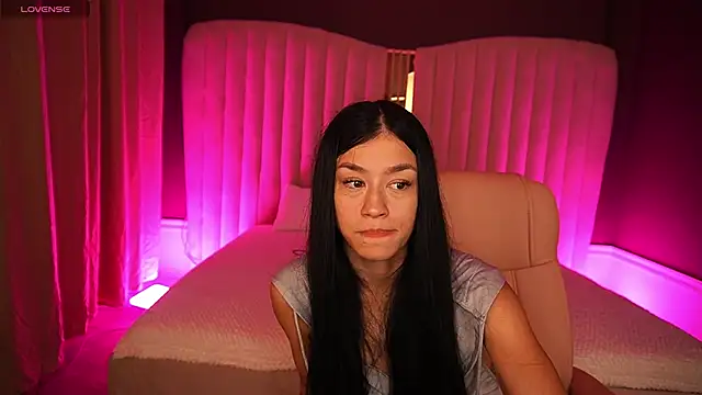 FataleNellie online show from 09/24/25, 07:50