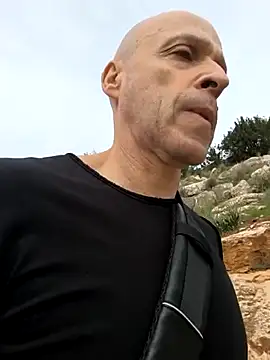 fergi1999 online show from 02/06/26, 07:34