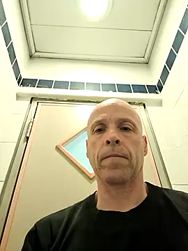 fergi1999 online show from 02/12/26, 04:29