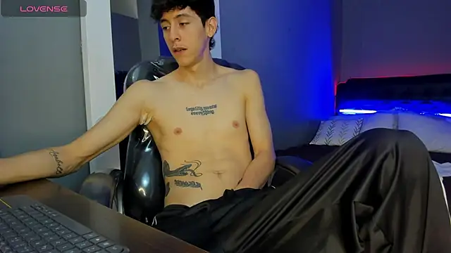 Snapshot of Jhon_snow22 chatting on 09/17/25, 01:57 Jhon snow22 online show from 09/17/25, 01:57